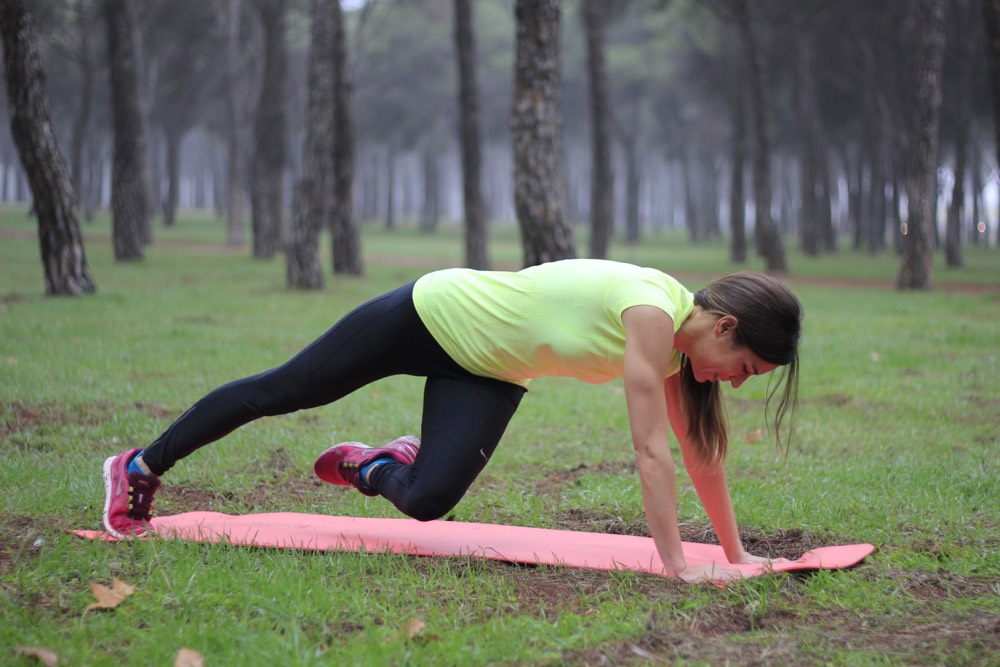 Repite con la rodilla contraria